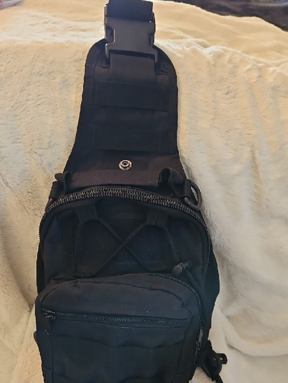 Source Unknown Men Or Women Black Tactical Crossbody Sling Bag - Picture 6 of 7